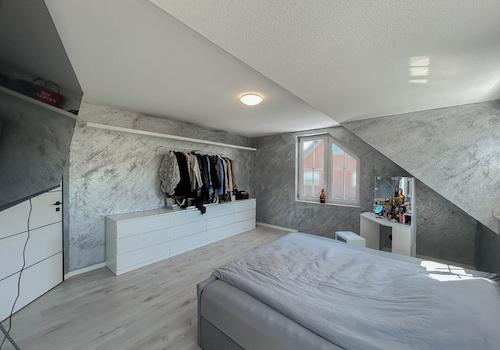 17 Schlafzimmer rechts OG 70