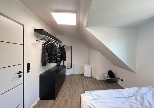 18 Schlafzimmer links OG 70