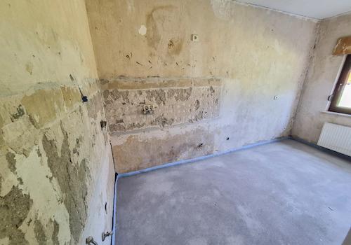 Küche - Wohnung links