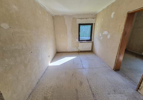 Zimmer - Wohnung links
