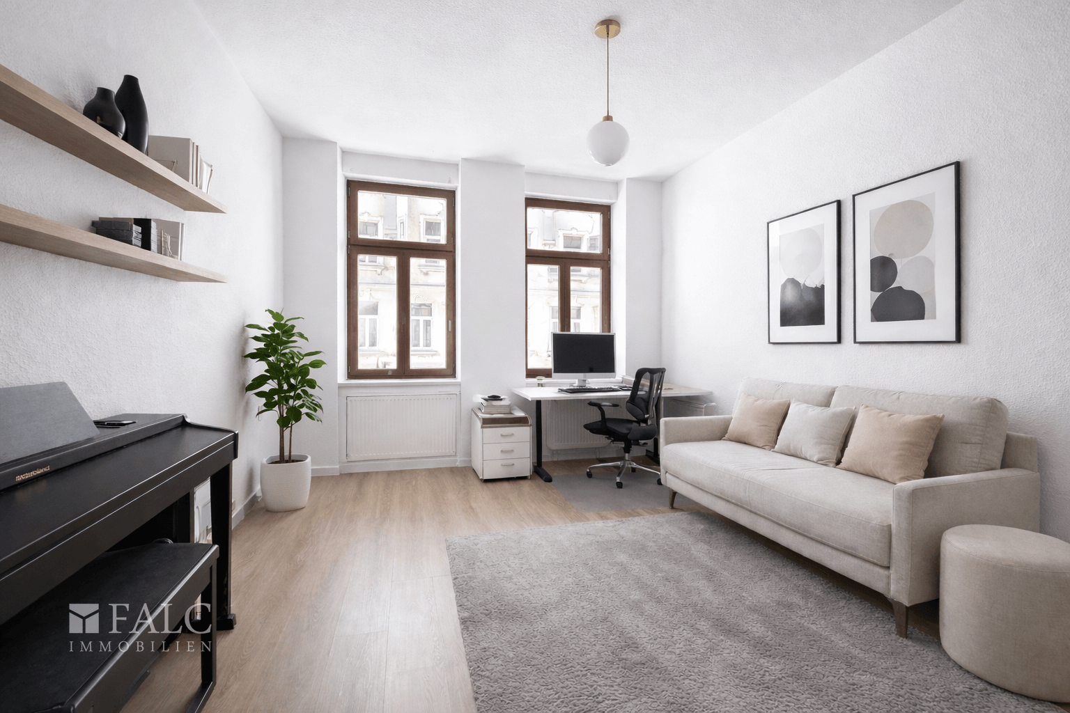 Büro virtuell eingerichtet