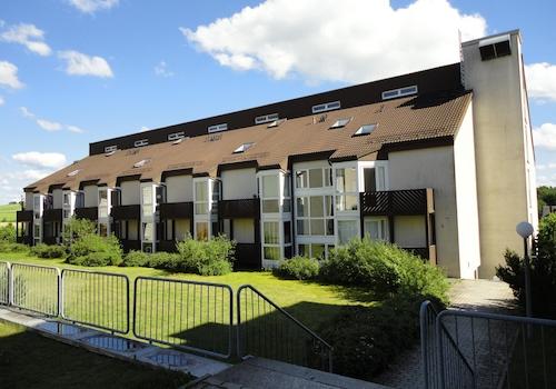 Frontansicht der Wohnanlage