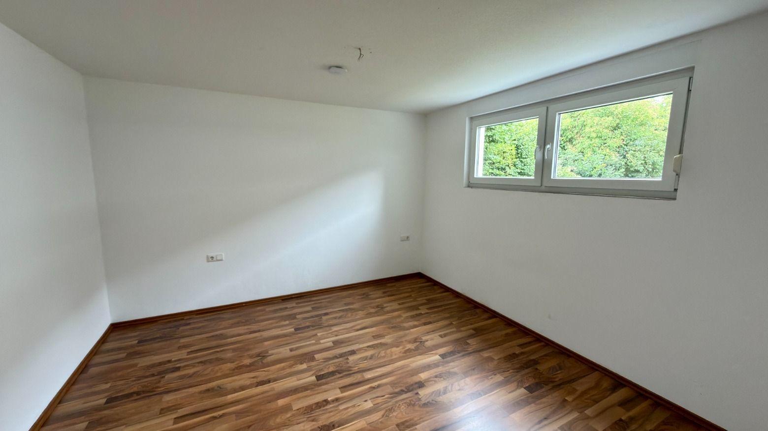 Schlafzimmer 1.jpg