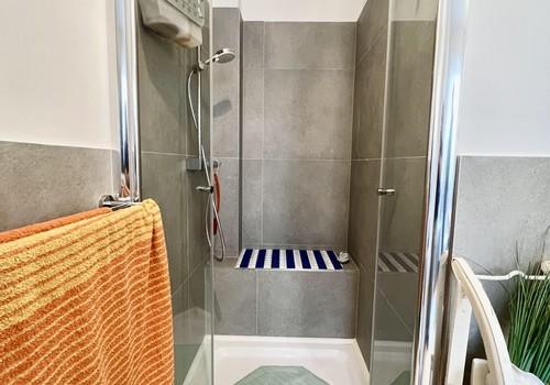 Dusche 