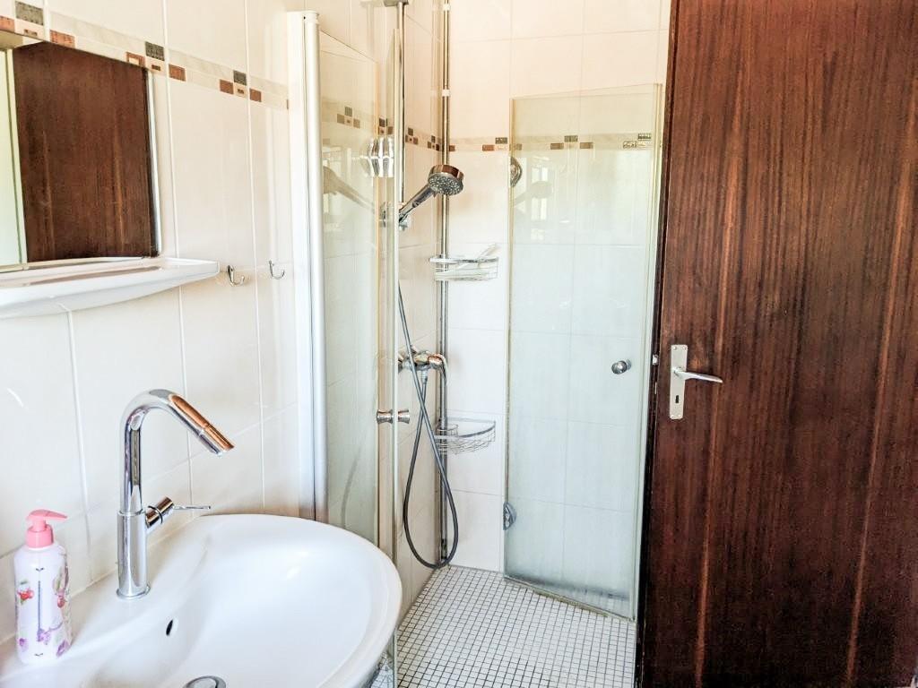 Dusche
