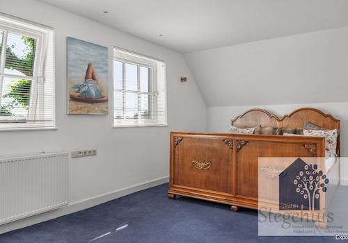 Schlafzimmer 4
