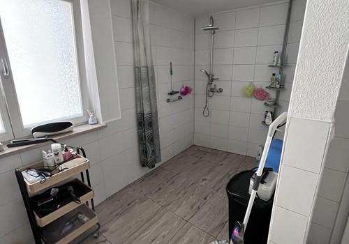 Bad mit Dusche