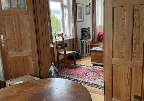 Blick vom Esszimmer zum Wohnzi