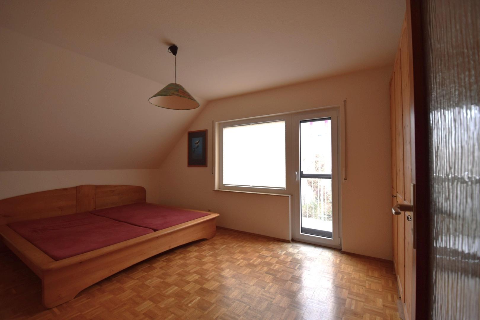 OG Schlafzimmer 1