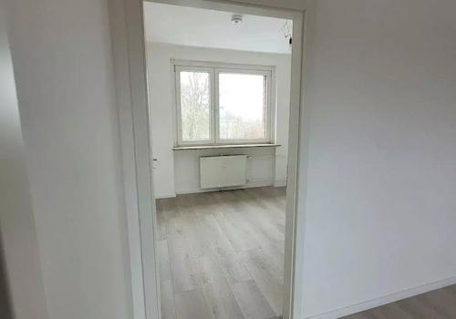 Blick vom Wohnzimmer 1 in Wohnzimmer 2