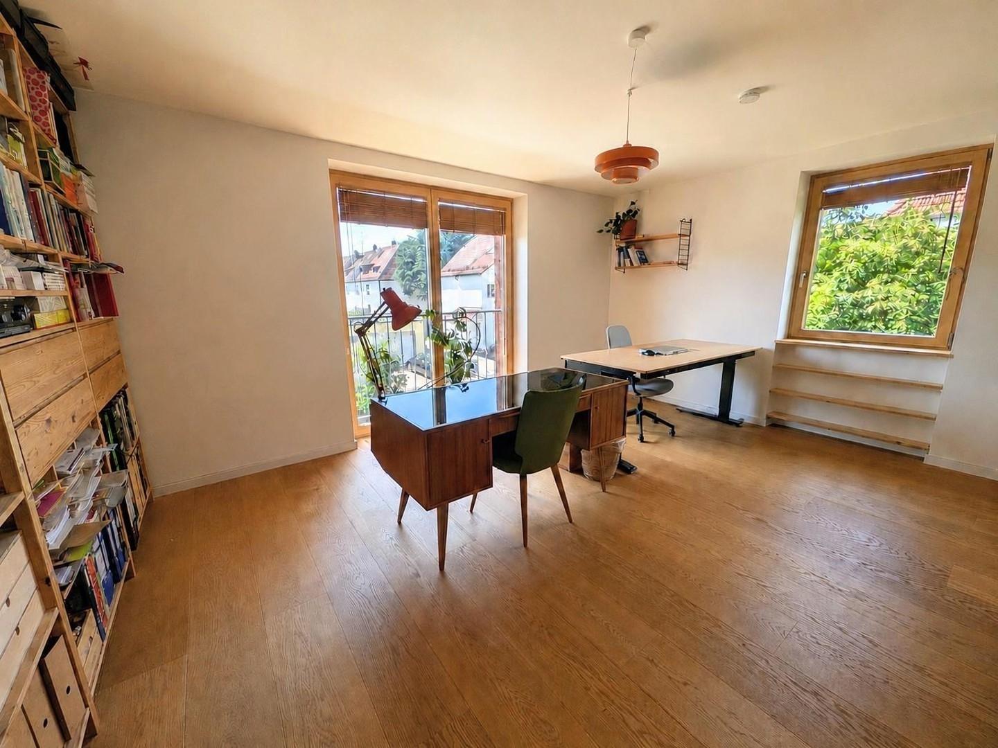 Arbeitszimmer (1. OG)