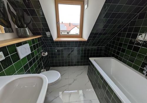 Badezimmer (2. OG)