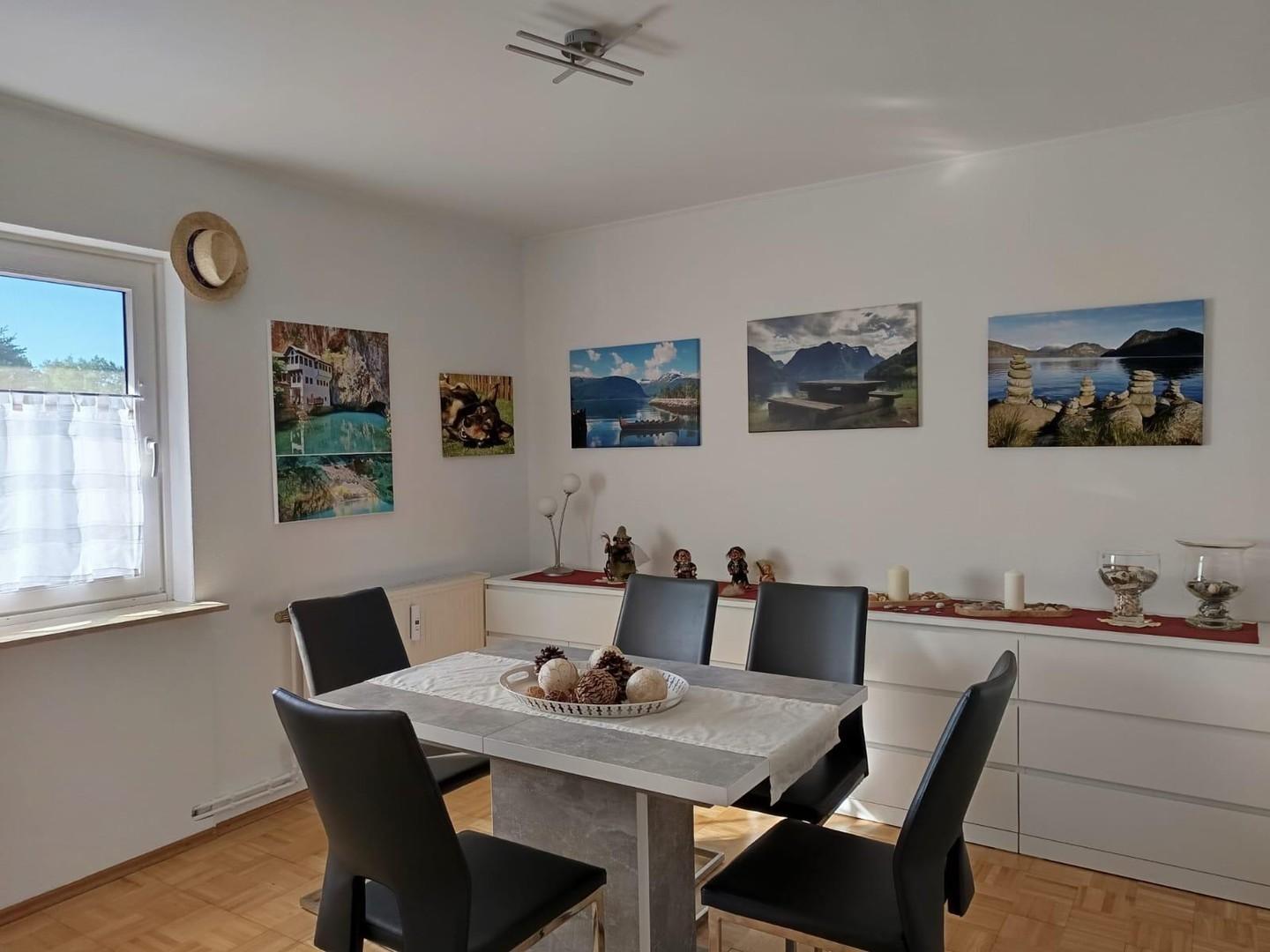 Esszimmer (oder 2. Schlafzimm)
