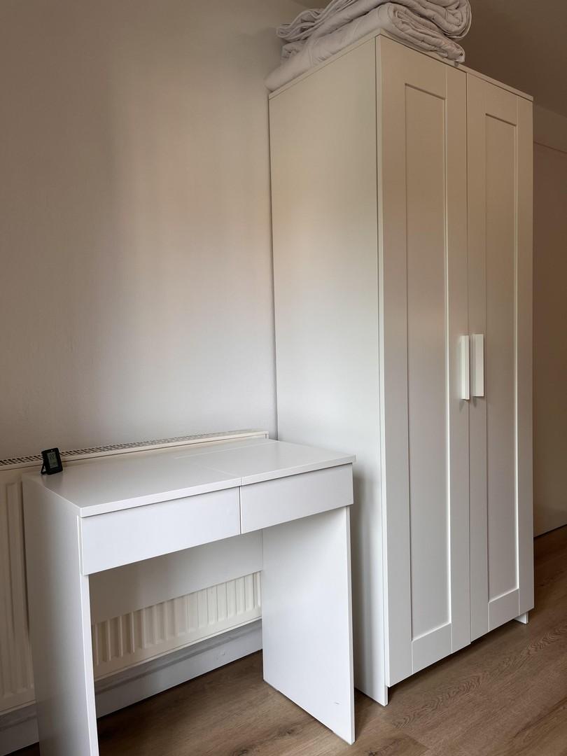 Schlafzimmer mit Sitzplatz
