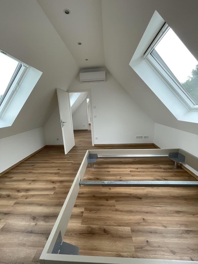Zimmer 4, 14,61 qm