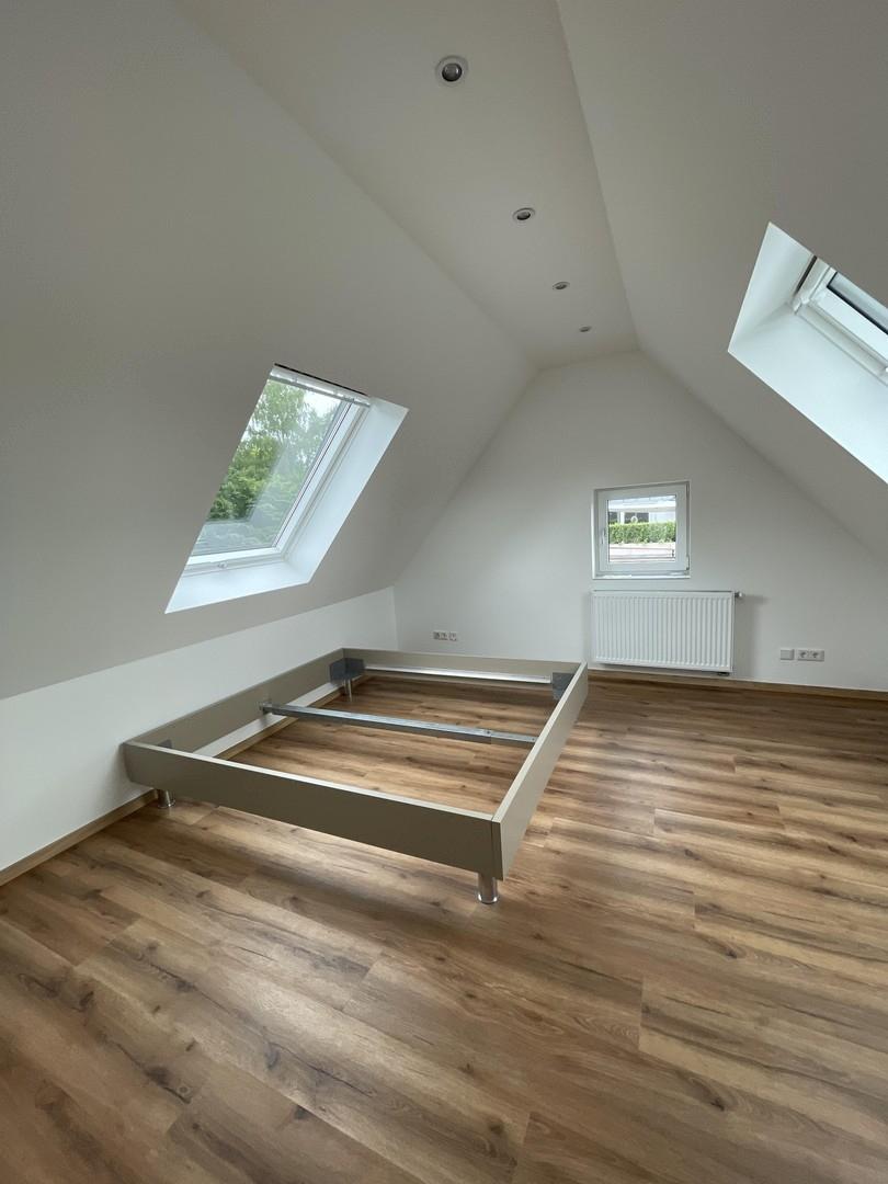 Zimmer 4, 14,61 qm