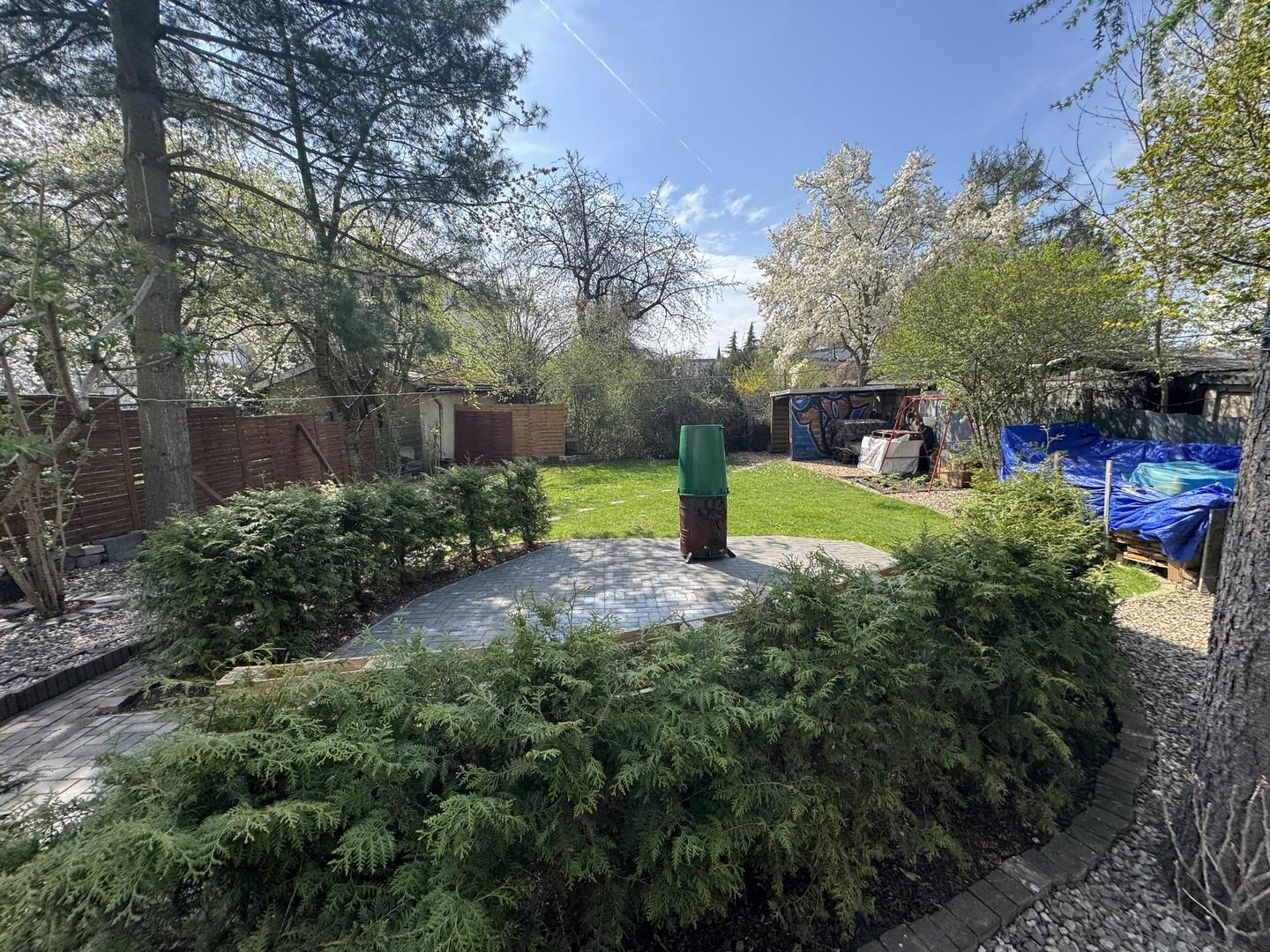 Geräumiger Gemeinschaftsgarten