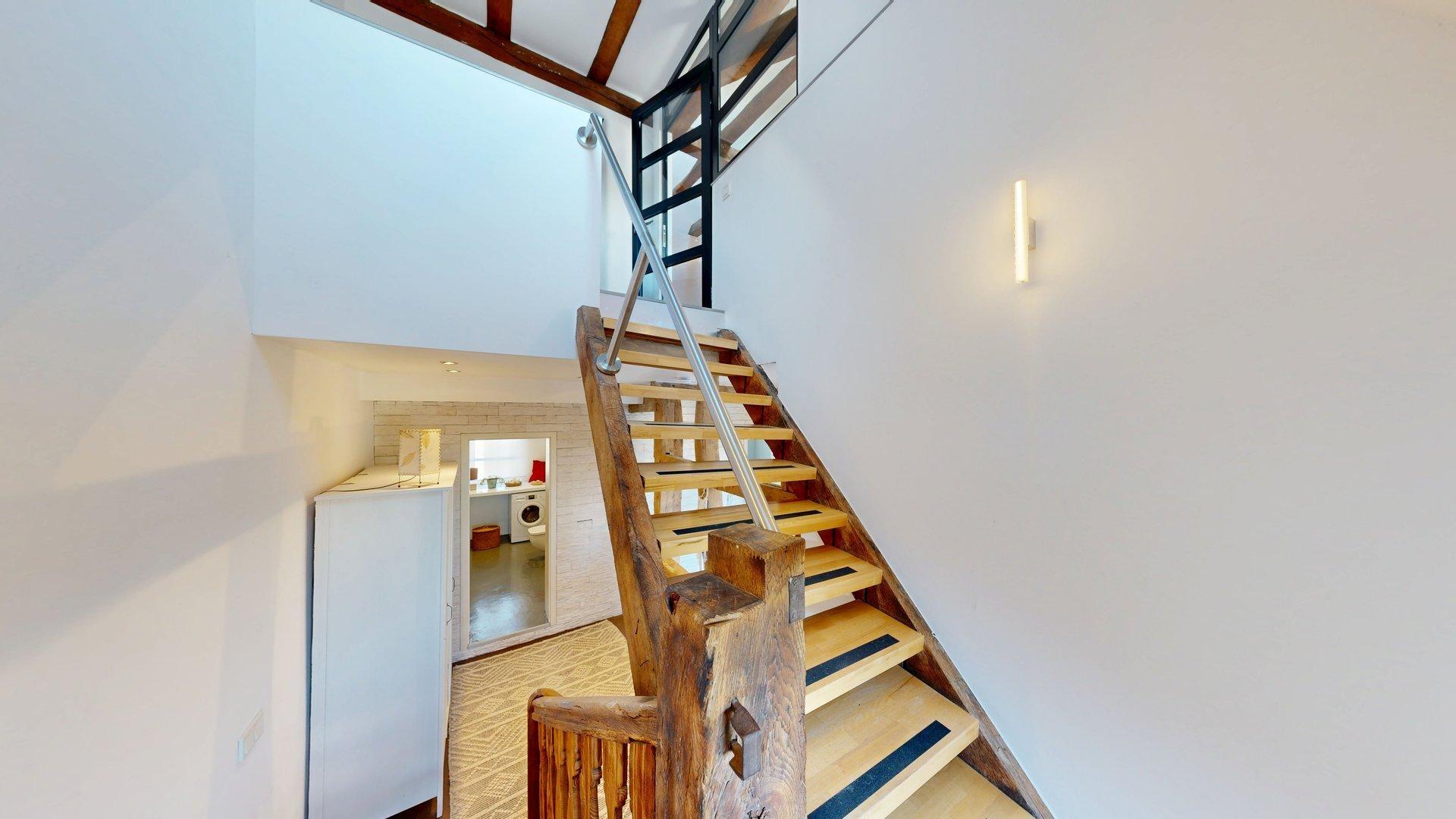 Treppe ins DG