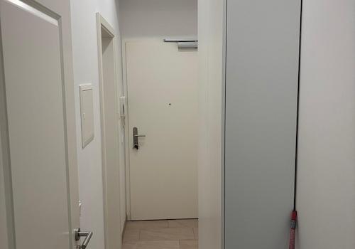 Flur mit Gardarobenschrank