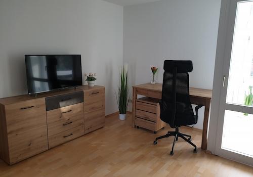Arbeitsecke neben dem Winterga