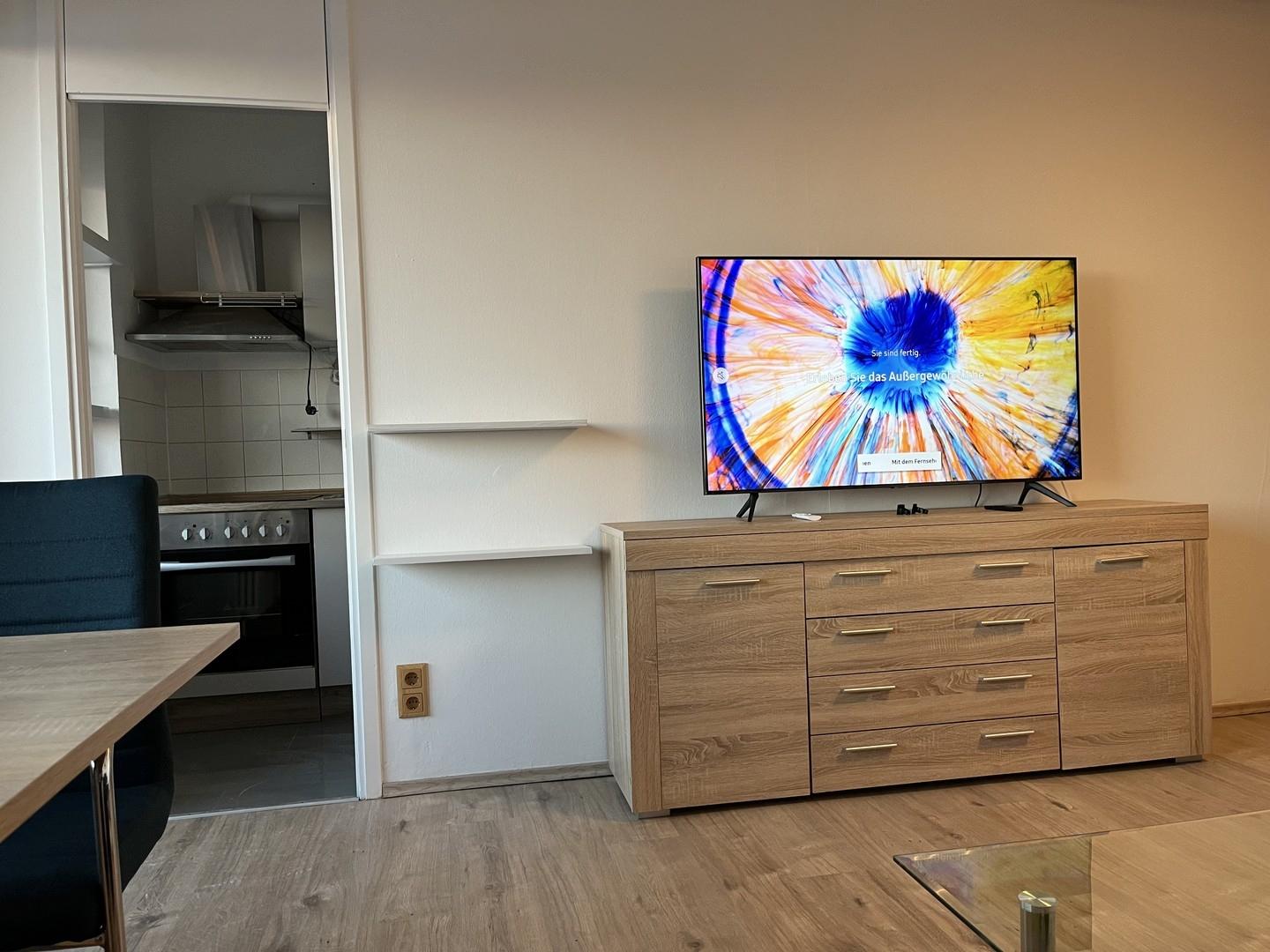 Wohnzimmer mit Eingang  Küche