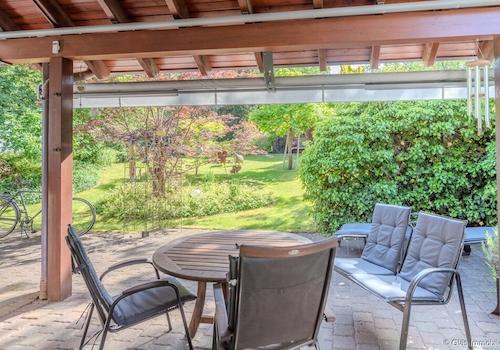 Überdachte Terrasse