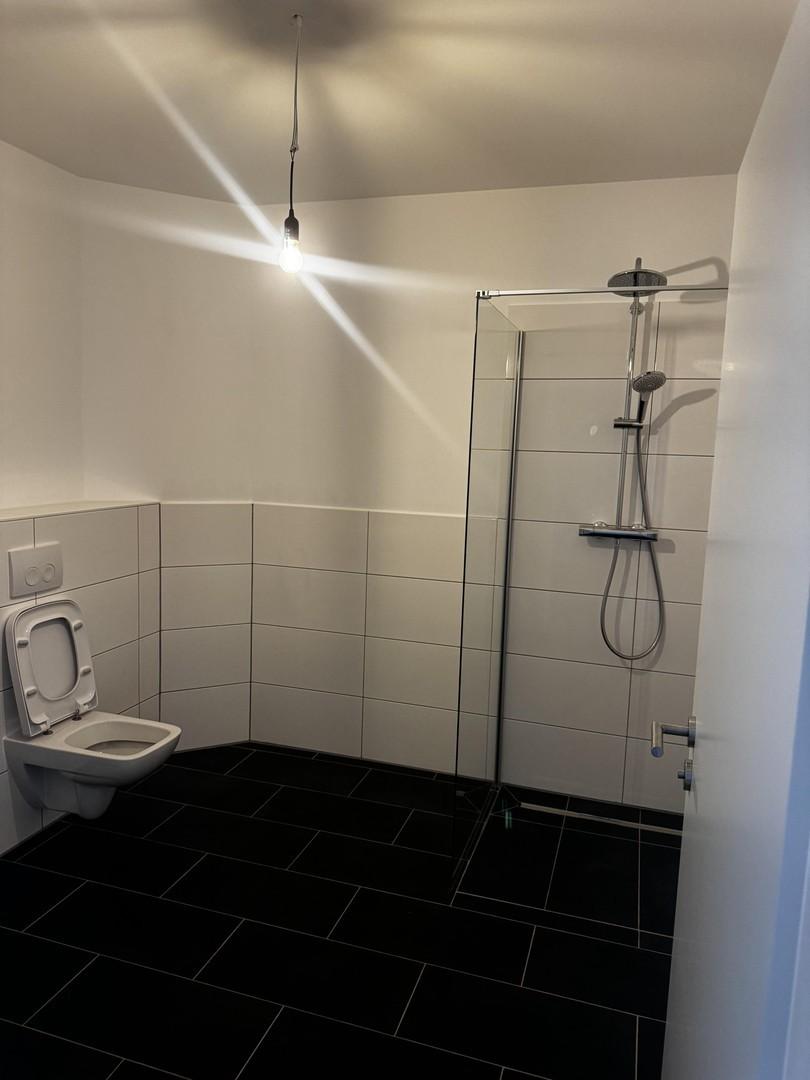 Badezimmer Ansicht 1