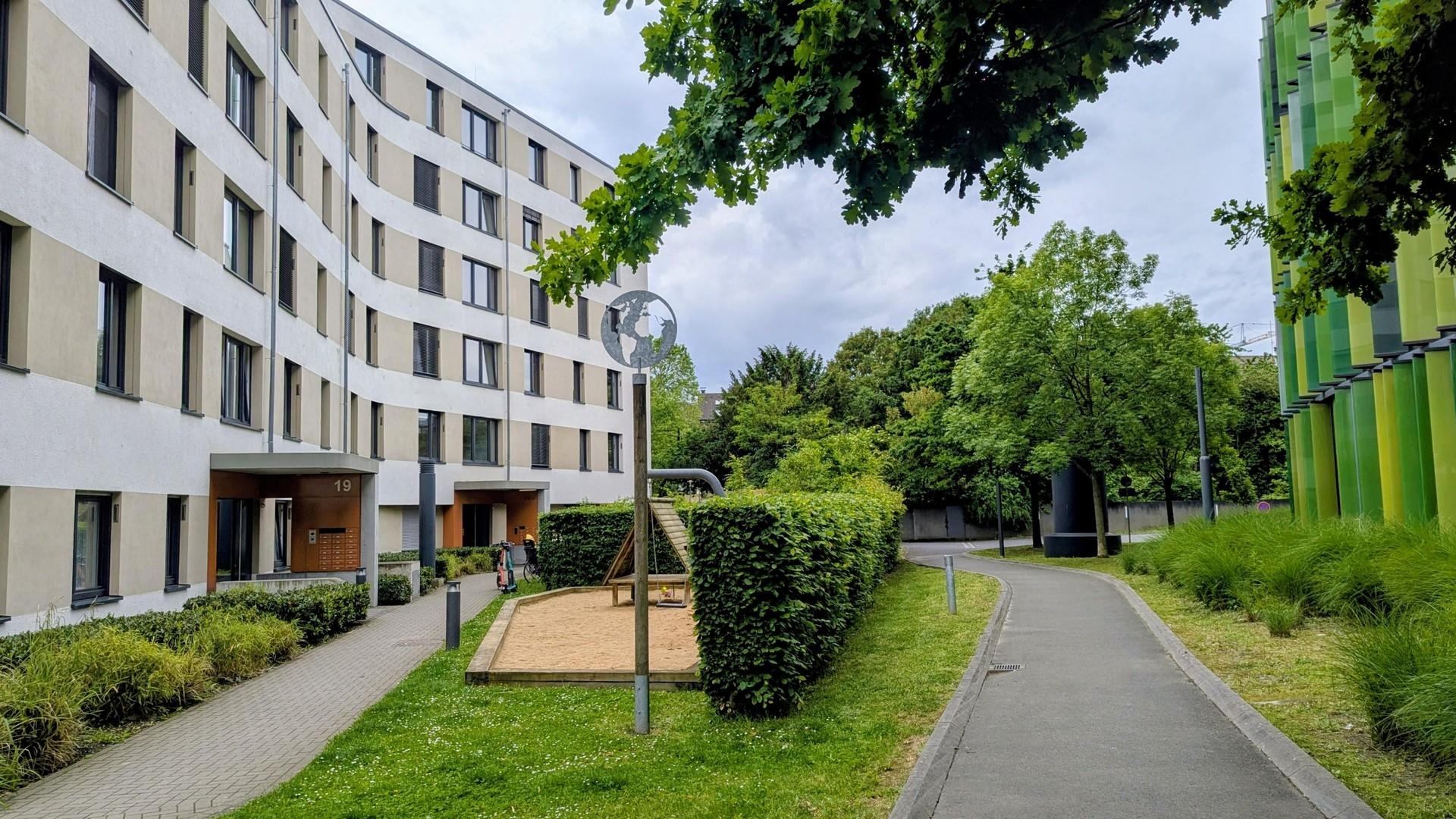 Haus mit Umgebung