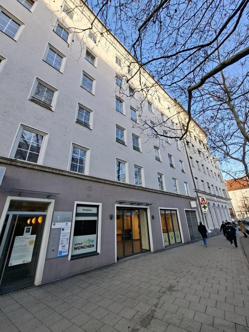 Außenansicht - Gebäude