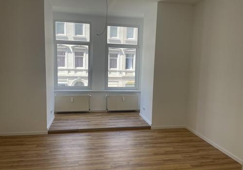 Zimmer C mit Erker