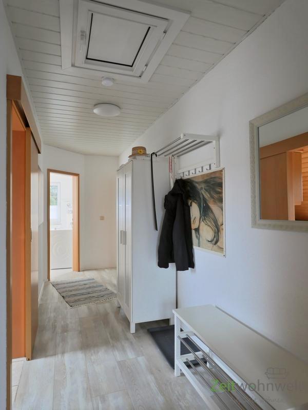 Wohnungsgflur mit Garderobe