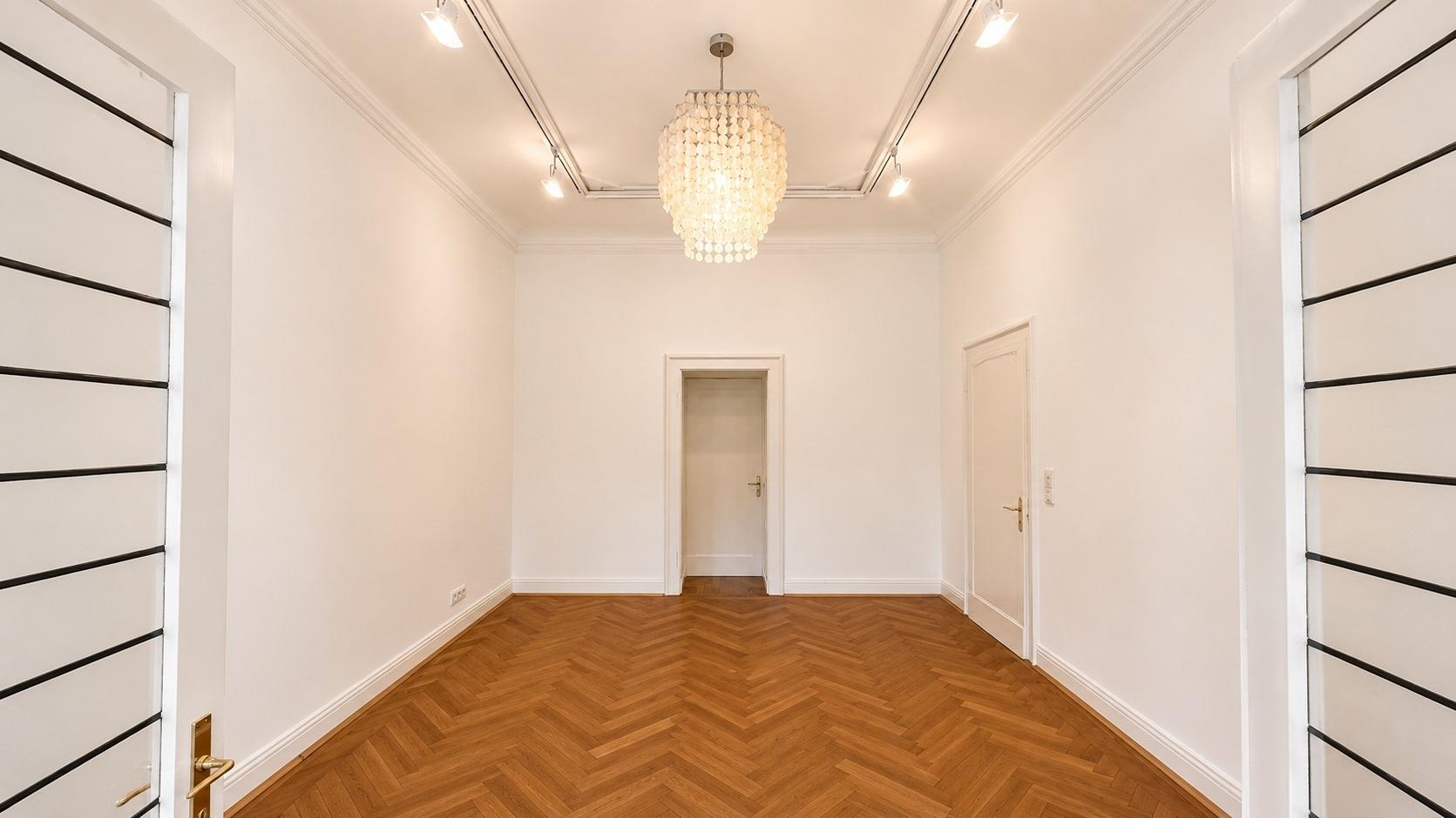 Büro Erdgeschoss