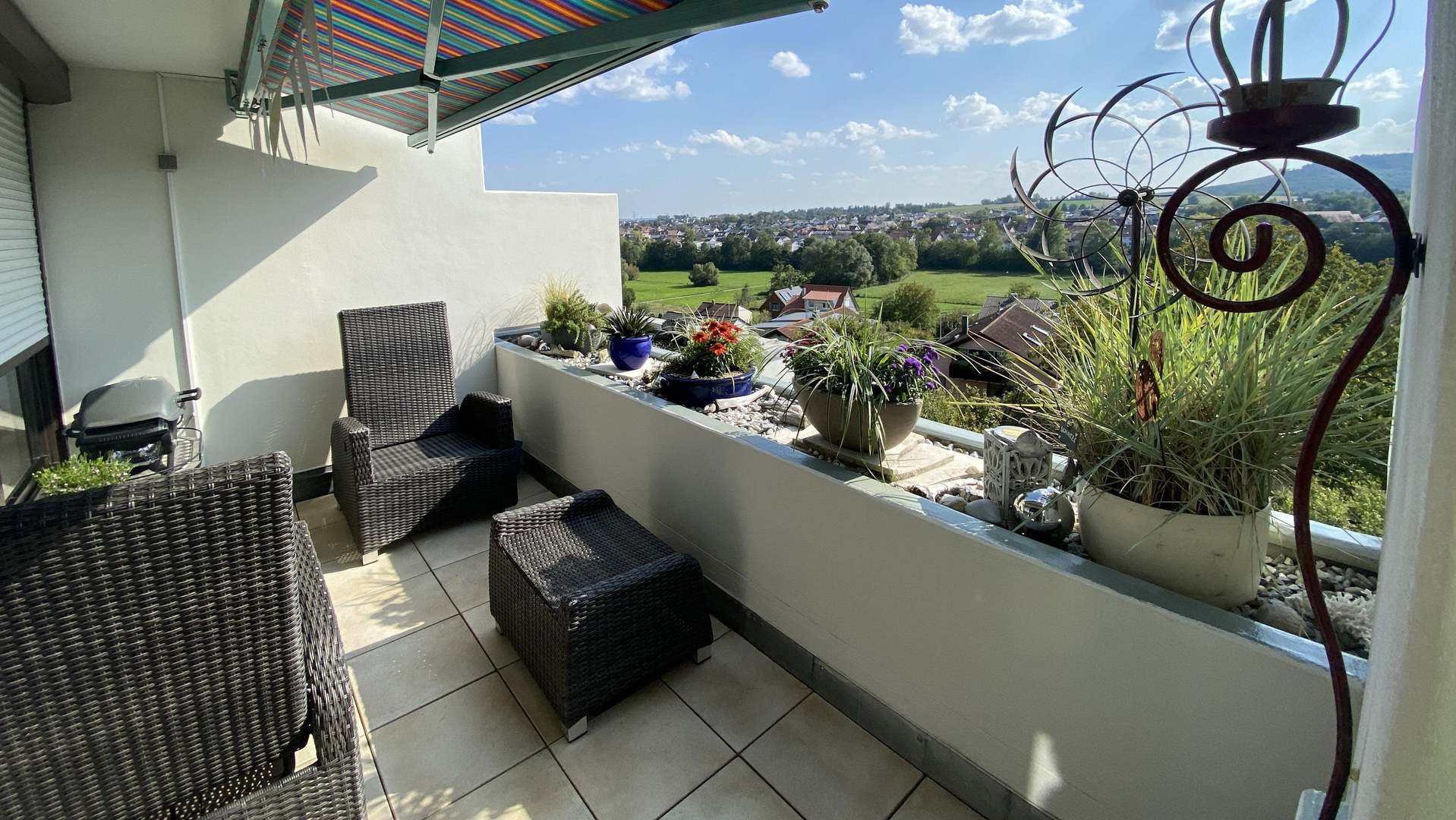Balkon mit Markise