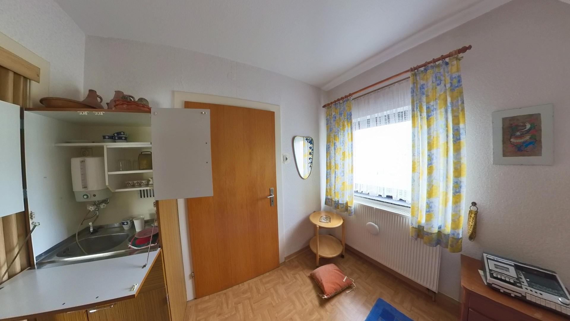 Zimmer 1 OG