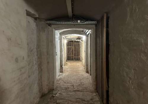 Keller