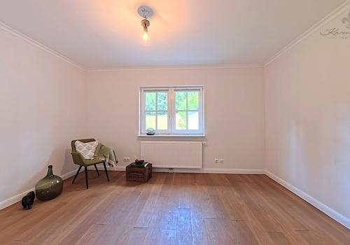 Schlafzimmer (2)