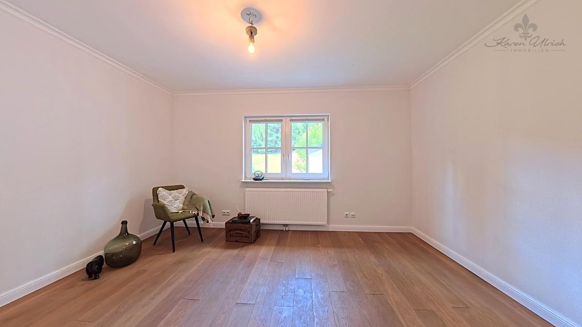 Schlafzimmer (2)