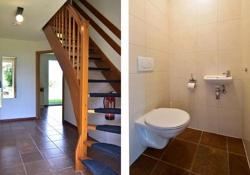 kaufen-freistehendes-ferienhaus-cochem-diele-treppe-und-erste-toilette-recreatieadviseurs-vakantiehuistekoop-nl.jpg