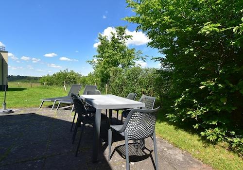 kaufen-freistehendes-ferienhaus-cochem-terrasse-und-aussenbereich-recreatieadviseurs-vakantiehuistekoop-nl.jpg3