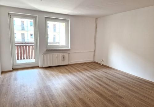 Wohnzimmer m. Balkon
