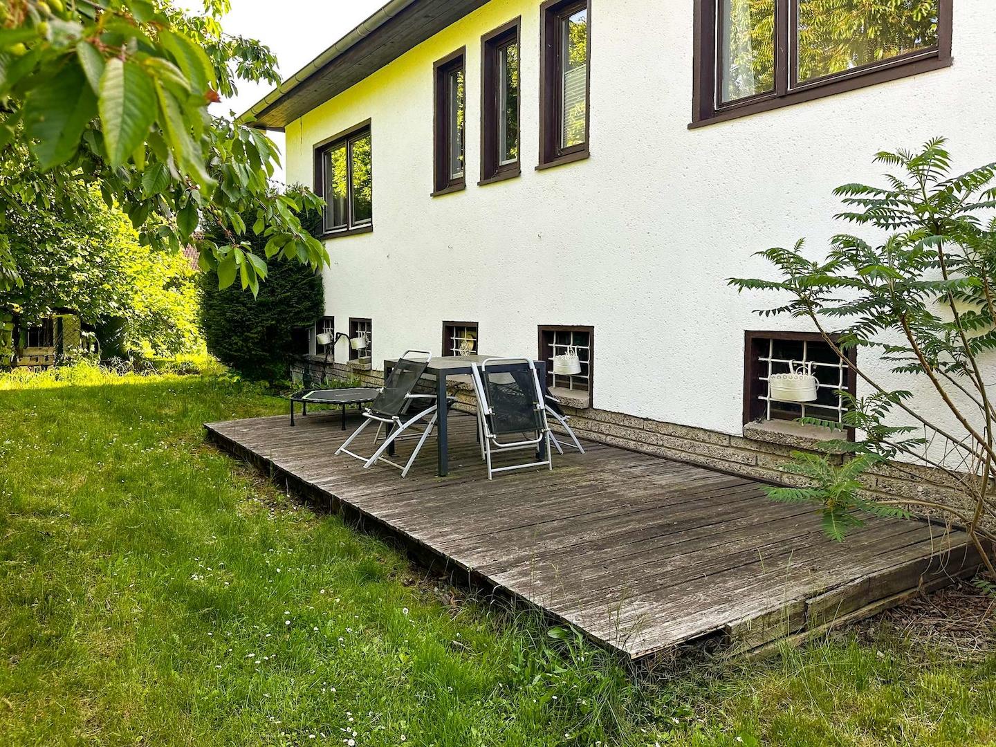Terrasse im hinteren Garten