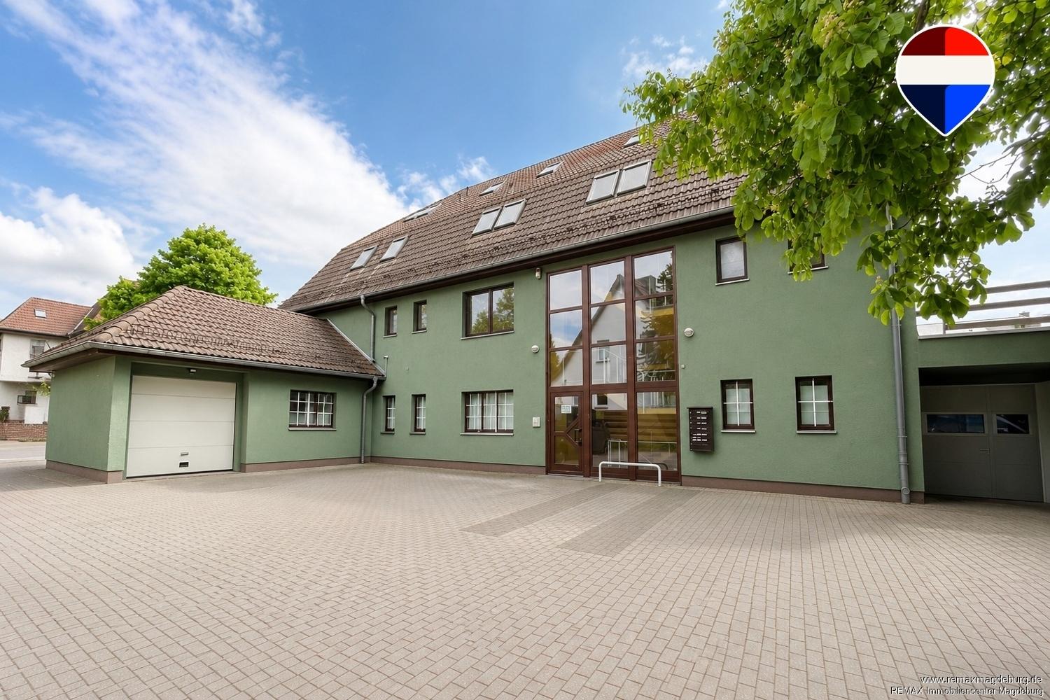 Innenhof Parken - Hauseingang