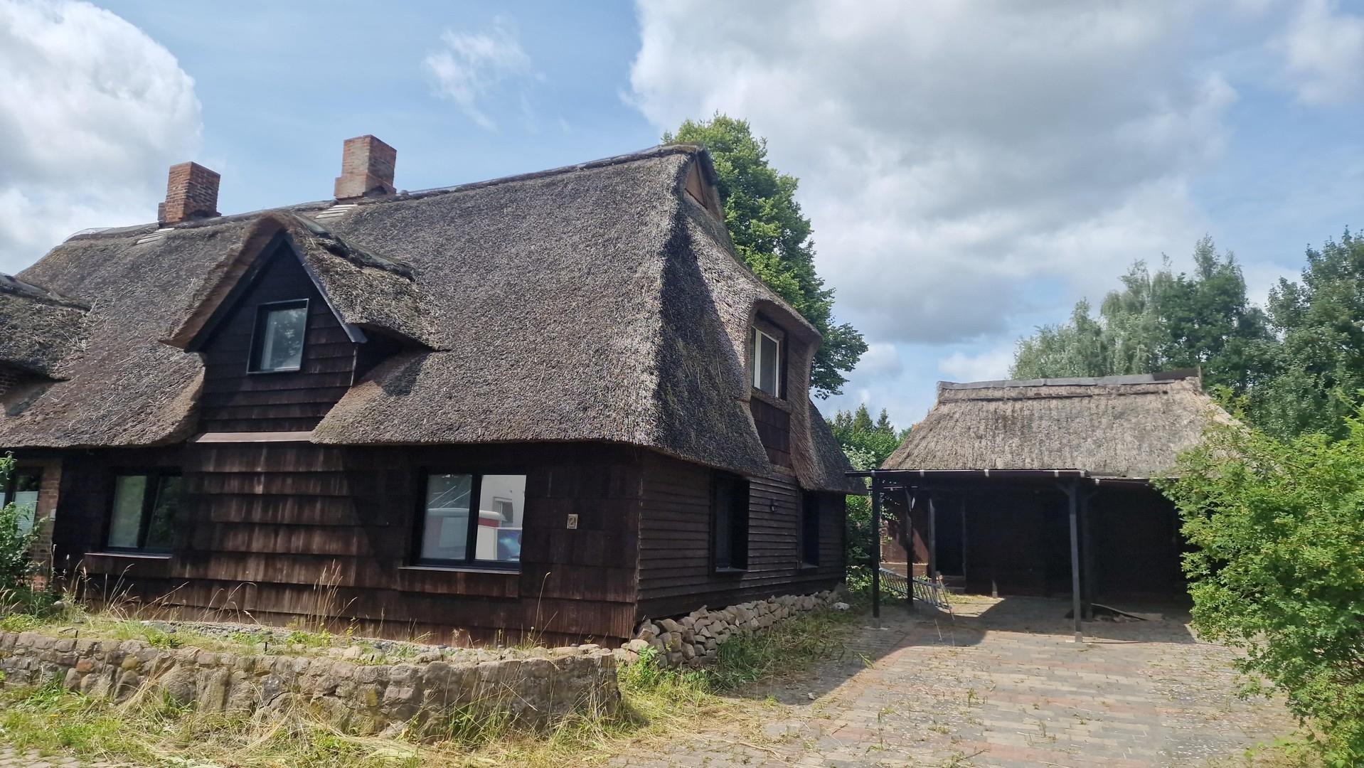 Haus und Schuppen