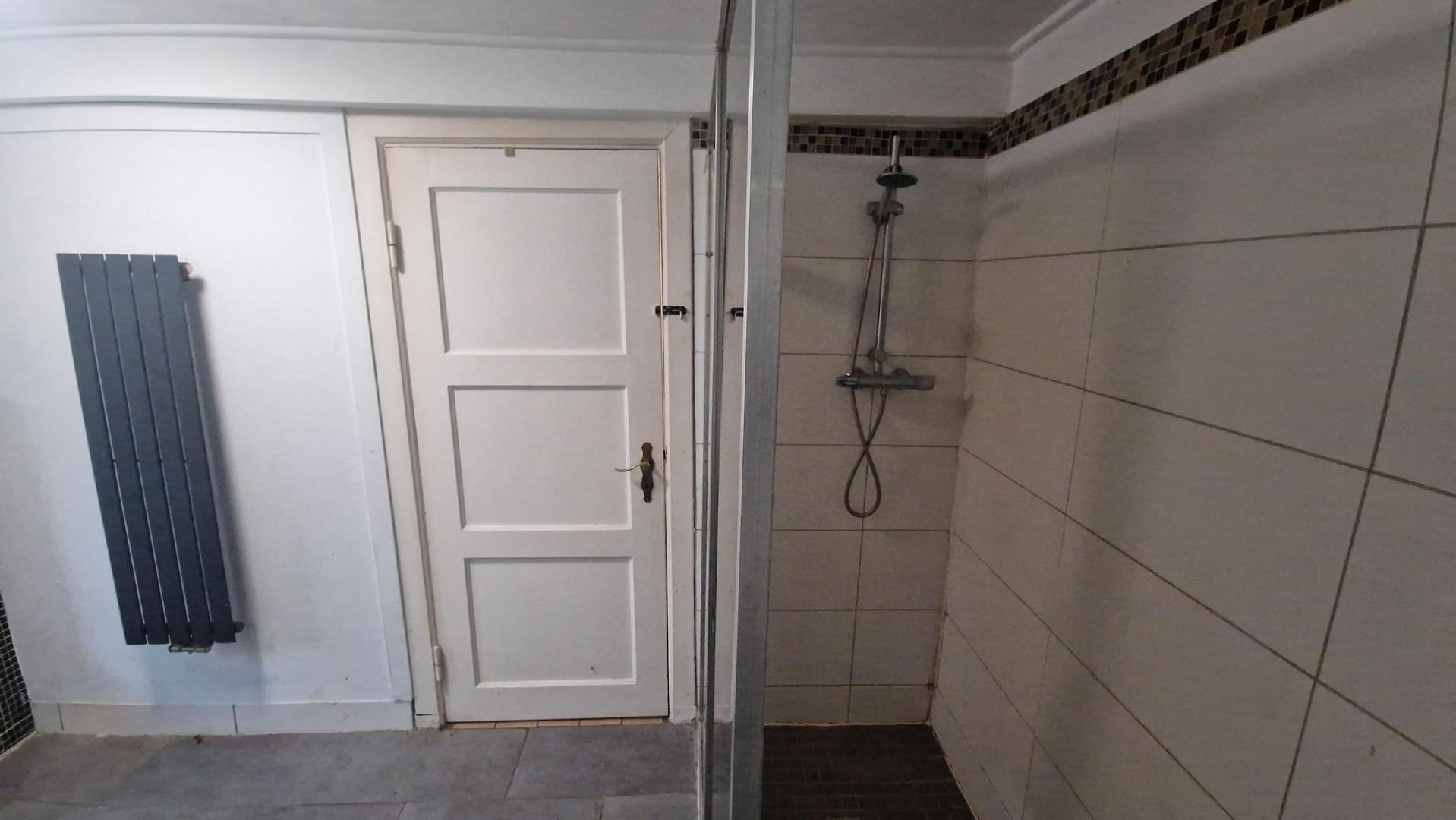 Dusche GROHE unten
