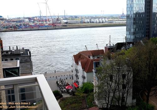 Süd-Blick v. Balkon auf Elbe