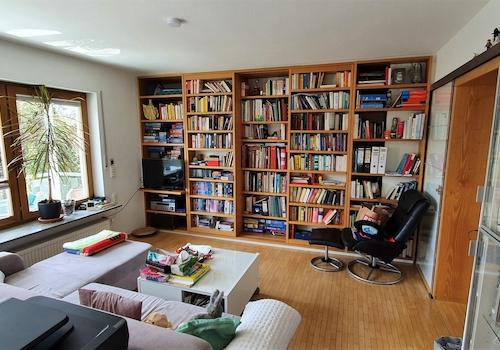 Wohn- und Arbeitszimmer