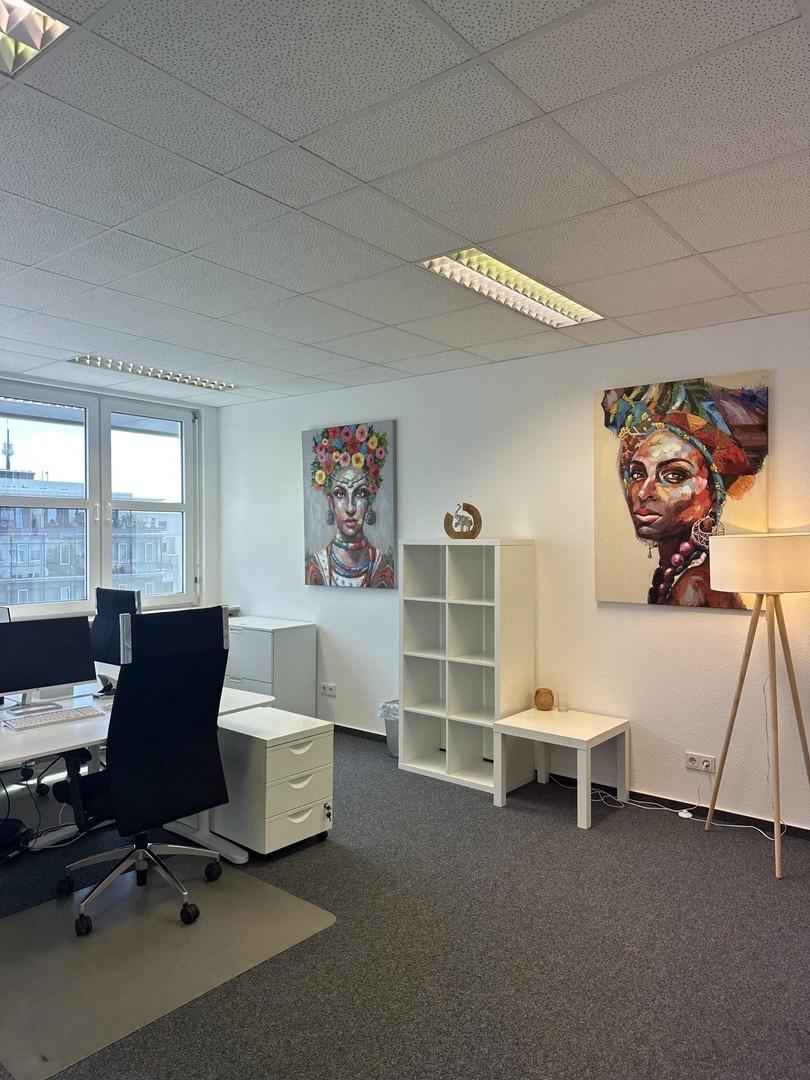 Büro Regal