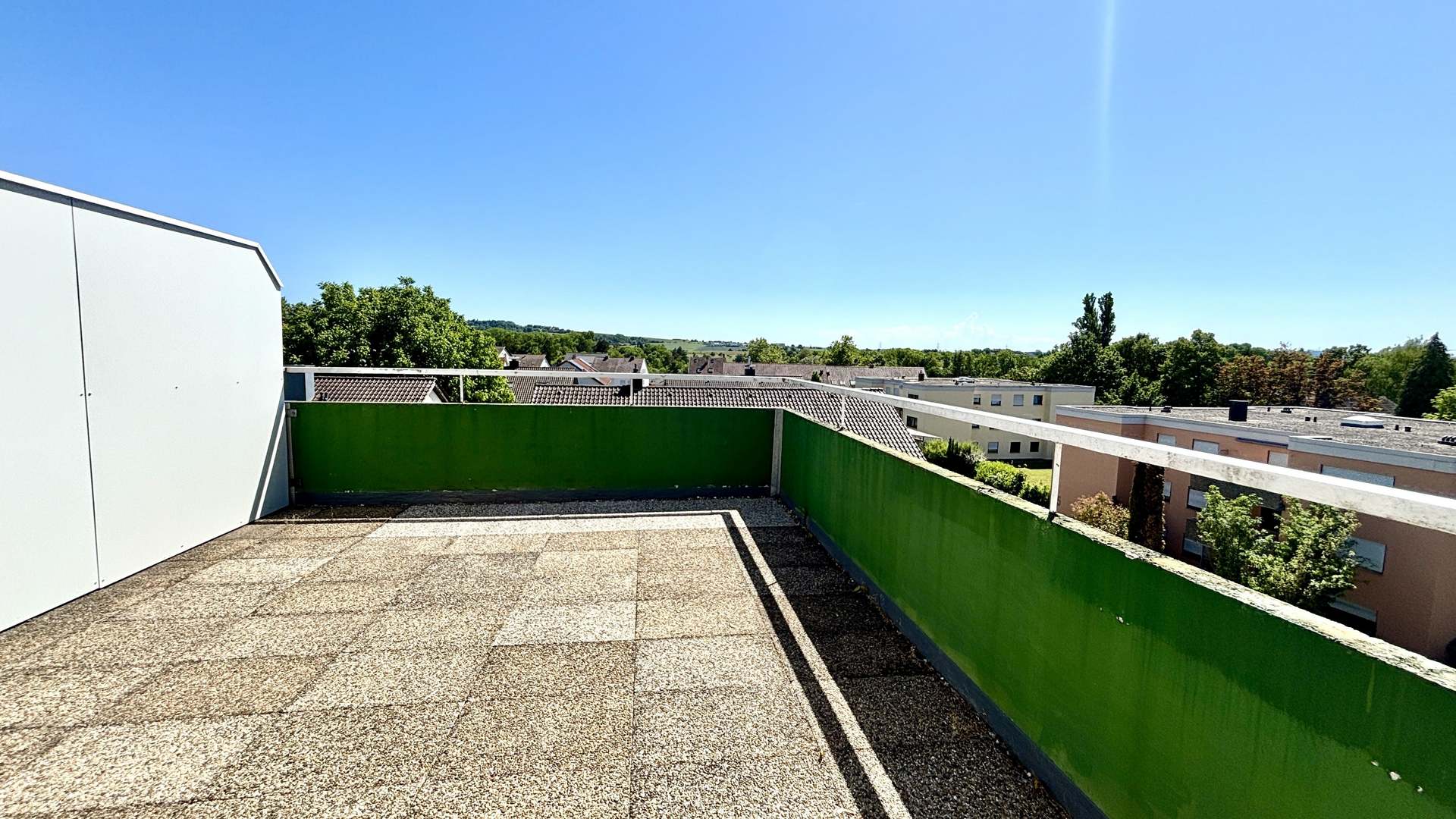 Dachterrasse nach Süden und Westen ausgerichtet