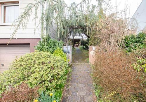 Weg zum Haus