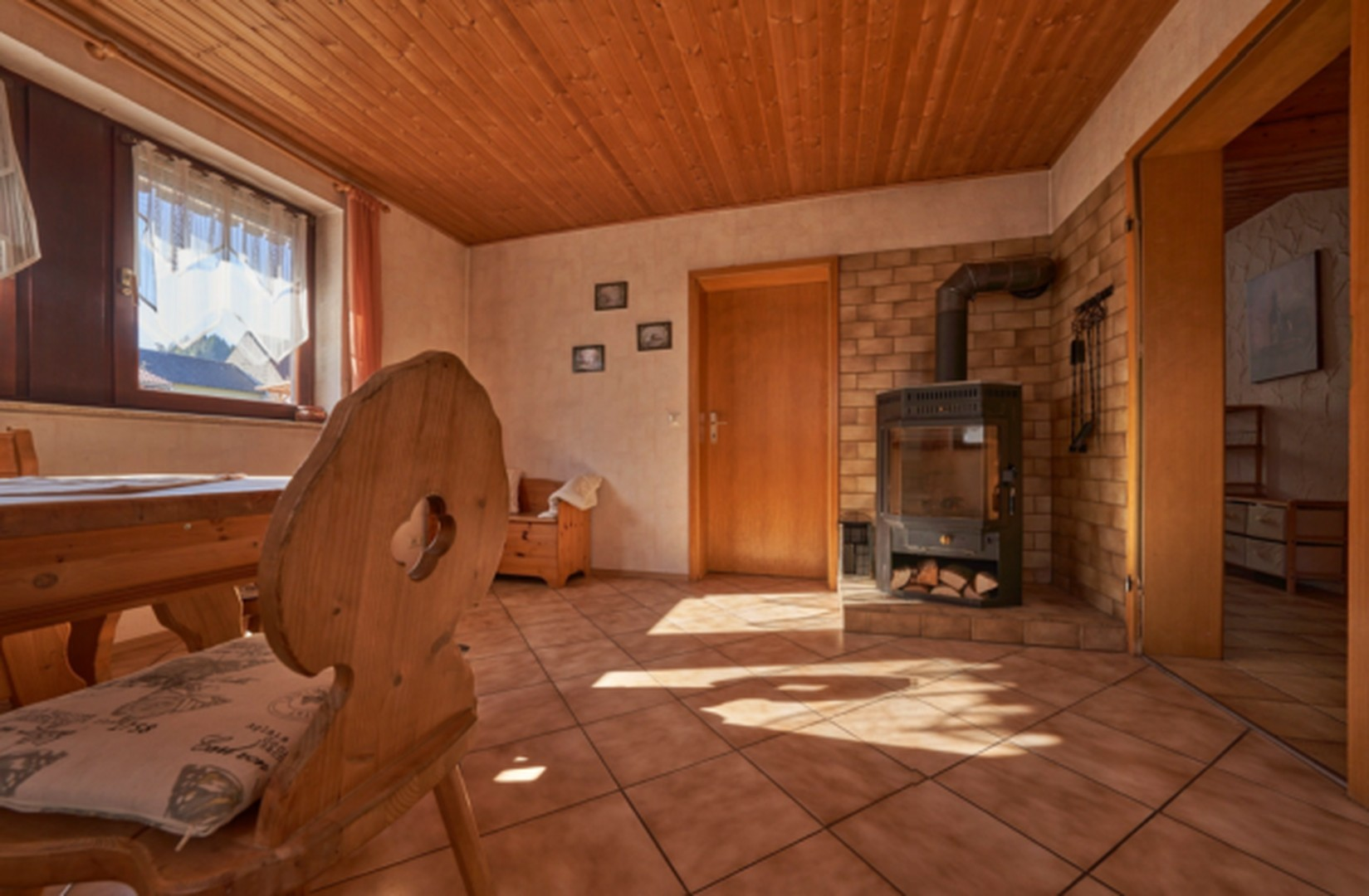Zimmer 1 EG